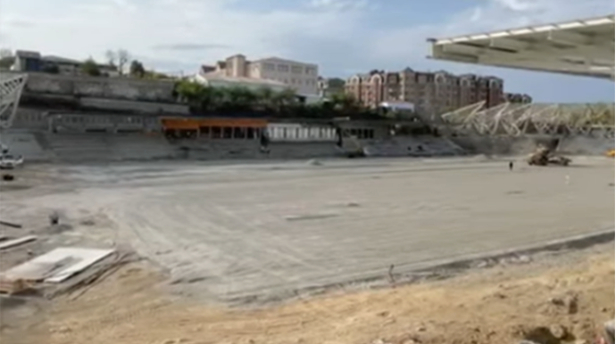 Xankəndi stadionu yenidən belə qurulur - VİDEO
