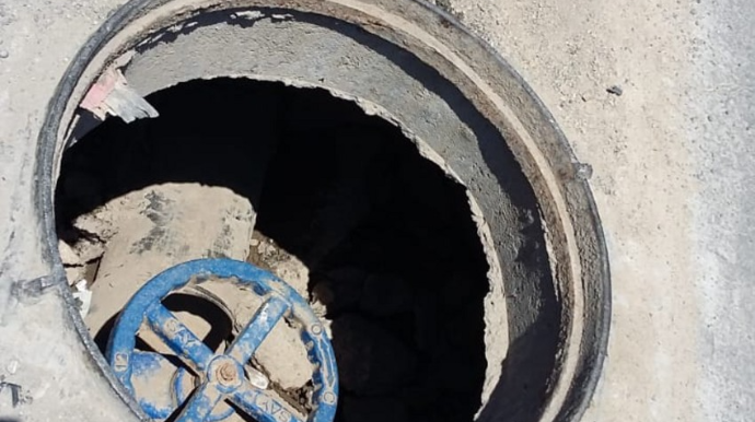 Bakıda 4 kanalizasiya quyusunun və siyirtmə kamerasının qapaqları oğurlanıb  - FOTO