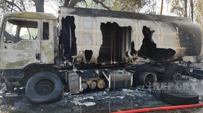 Bakıda dəhşətli PARTLAYIŞ  - Yanacaqdaşıyan avtomobil yandı   - FOTO - VİDEO