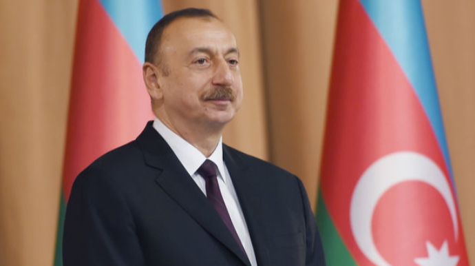 Öz ad günümü alnıaçıq, üzüağ qarşıladım - Ali Baş Komandana müraciətlər 