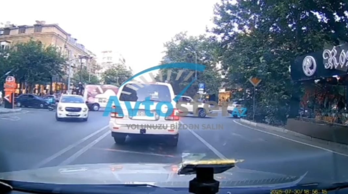 Qəzalara görə bu küçəyə işqıfor qoyulmalıdır - Aqil Rəhimov AYNA-ya çağırış etdi - VİDEO   