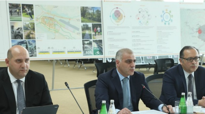 Laçın aeroportunda torpaq qazma işlərinin 37 %-i icra edilib 