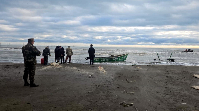 Astarada itkin düşən balıqçıların axtarışı davam etdirilir - VİDEO