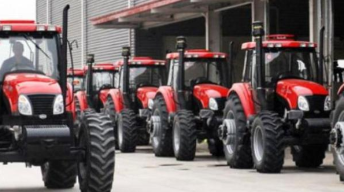 Azərbaycanda traktor istehsalı 12 faizdən çox aşağı düşüb 