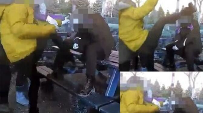 Məktəbli qızlar dava saldı - FOTO