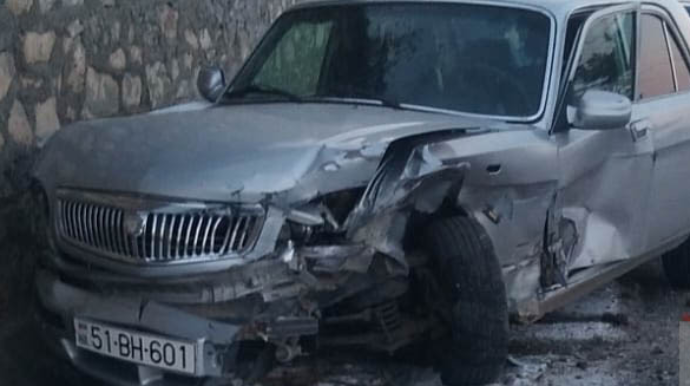 Göygöldə qəza olub, xəsarət alanlar var - FOTO 