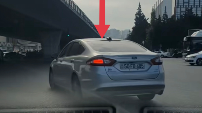 В Баку водитель неверно сманеврировал и спровоцировал ДТП - ВИДЕО
