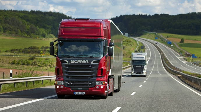 Кто получает самую низкую зарплату в транспортном секторе? 