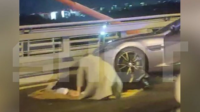 İş adamı Moskvada yol qəzasında ÖLDÜ 