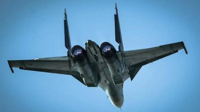 Su-30 qırıcı təyyarəsi təlim zamanı meşəlik əraziyə düşdü