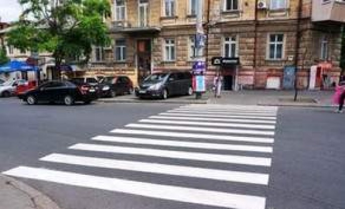 Avtomobil piyadanı vurub - Bərdədə