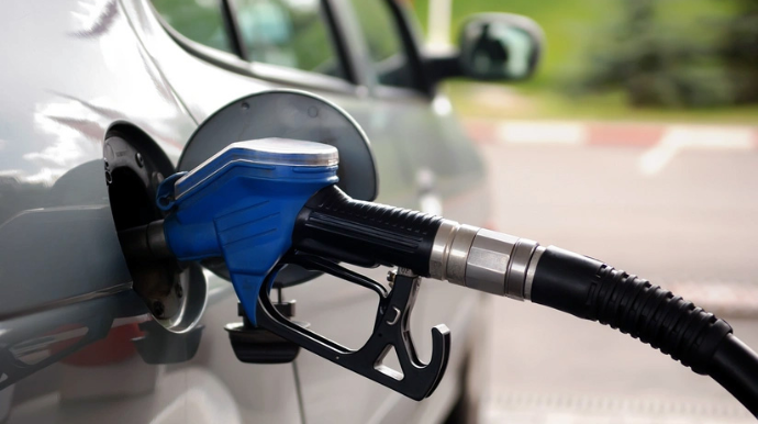 Азербайджан начал поставки бензина AI-92 в Афганистан 