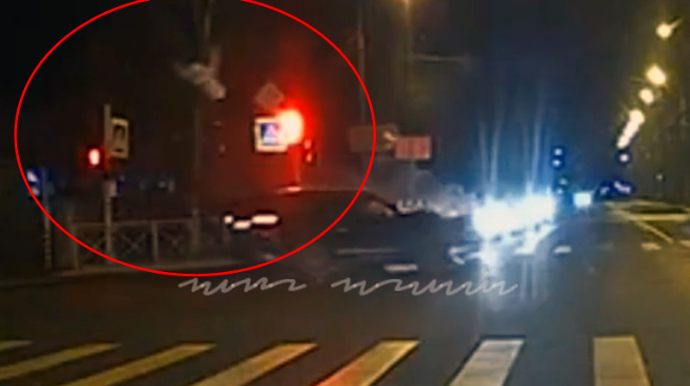 “Cherry” yeniyetmələrin olduğu motosikletlə toqquşdu: 2 məktəbli ağır yaralandı - VİDEO 