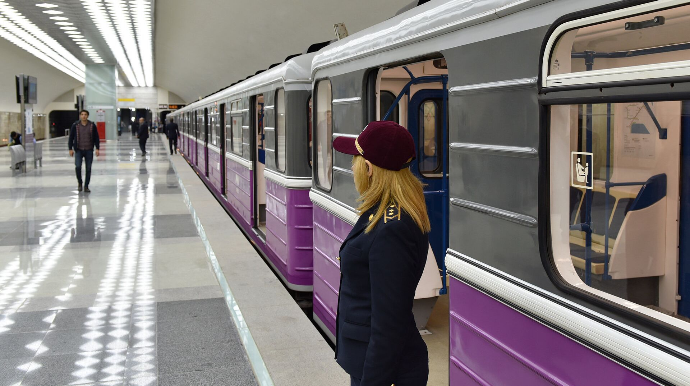 Metroda işləmək istəyənlərin NƏZƏRİNƏ 