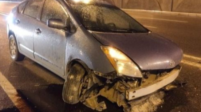 Suraxanıda ağır qəza  - "Prius" yolu keçən piadanın vurub öldürdü