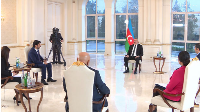 Президент Ильхам Алиев дал интервью местным телеканалам - ОБНОВЛЕНО - ФОТО - ВИДЕО