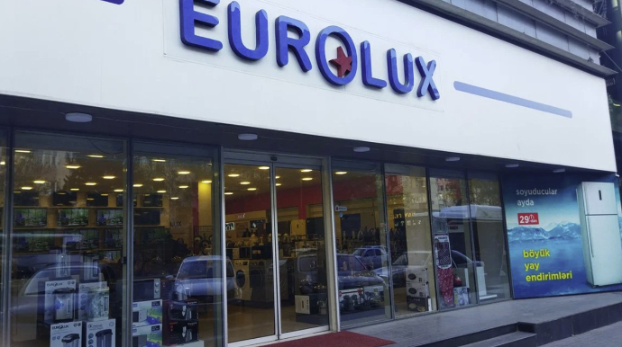 "Eurolux”un rəhbəri evini satdı - 289 min manatı işçisi ələ keçirdi 