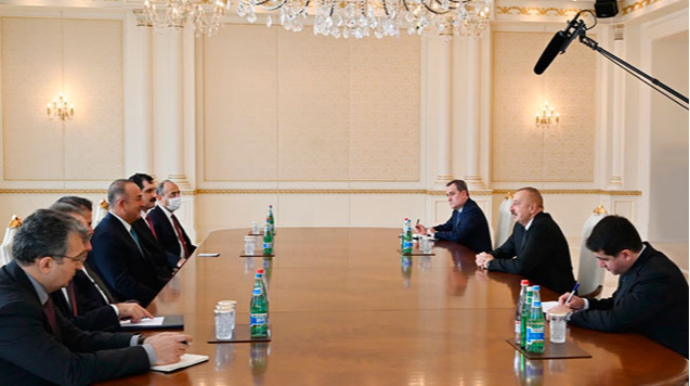 Prezident Çavuşoğlunu qəbul etdi 