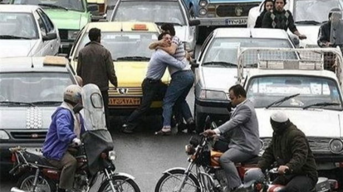 İranlı kriminalist:  “Bu gün ölkədə adi maşın dayanacağı üstündə qətllər baş verir” - FOTO 