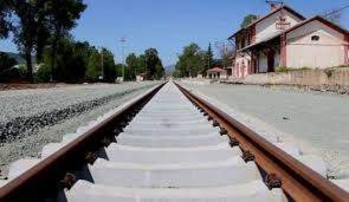 Dəmir yolu ilə sərnişin daşınması kəskin artıb