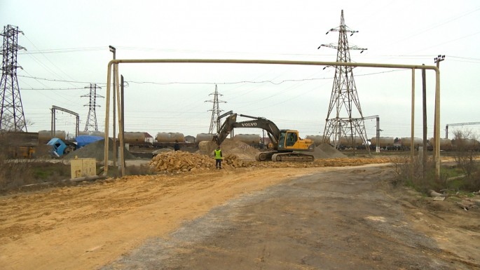 Mehdiabad-Pirşağı avtomobil yolu yenidən qurulur - VİDEO