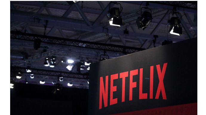 В Netflix отказался сопровождать пояснением каждый эпизод "Короны"