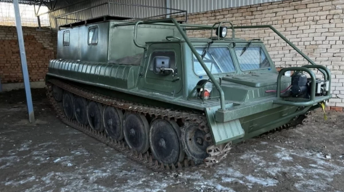 Rusiyada içərisində geoloqların olduğu nəqliyyat vasitəsi göldə batdı 