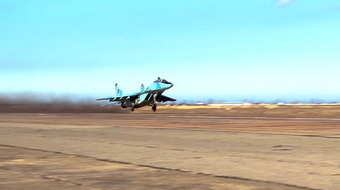 Hərbi Hava Qüvvələri MiQ-29 təyyarələri ilə döyüş manevrləri icra edib   - VİDEO