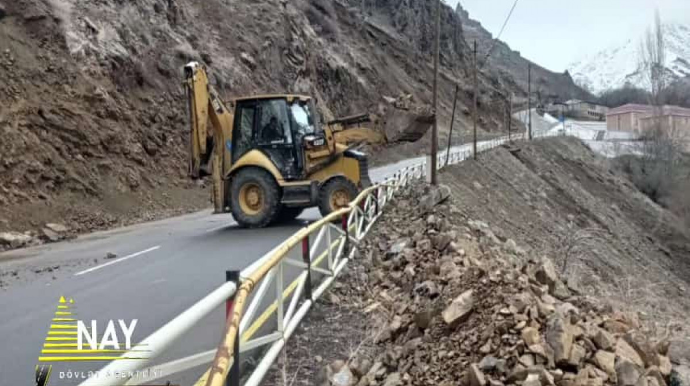 Ordubad rayonunun Pəzməri kəndinə gedən dağ yolunda uçqun olub - FOTO 