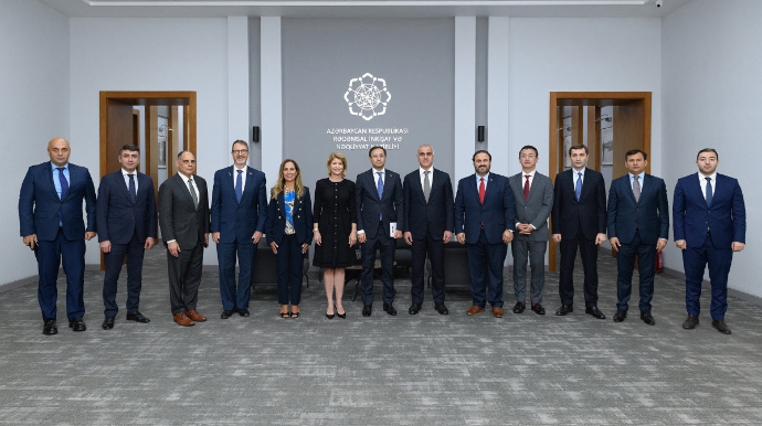 RİNN-də “Caspian Policy Center”in nümayəndələri ilə görüş keçirilib - FOTOLAR