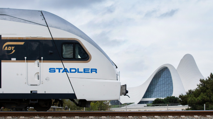 Qatarların hərəkət qrafiki optimallaşdırılır 