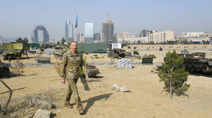 Dövlət başçısı:  "Biz bir ölkədən asılı olmamaq üçün bu texnikanı bir çox mənbələrdən almışıq"