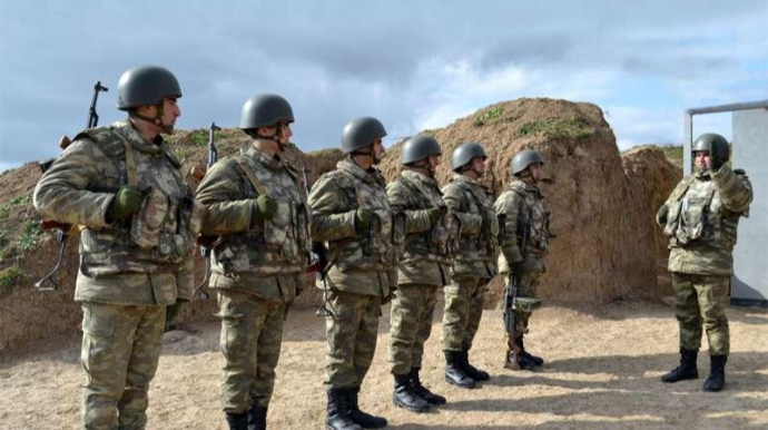 Azərbaycanda 23 500-dən çox vətəndaş orduda könüllü xidmət üçün müraciət edib