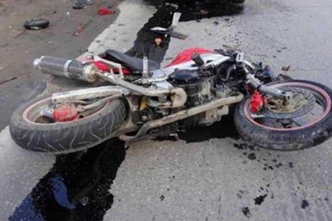 İmişlidə “Mercedes”lə motosiklet toqquşub