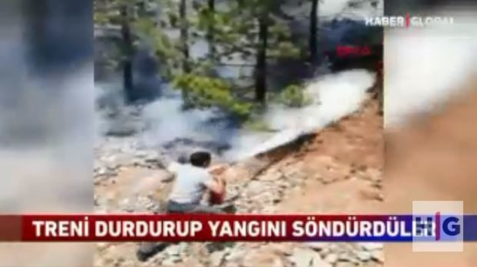 Türkiyədə maşinistlər qatarı saxlayıb yanğını söndürməyə başladılar   - VİDEO