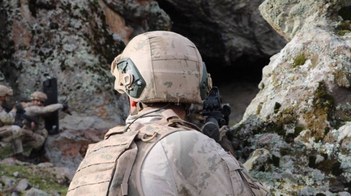 Türkiyə hərbçiləri daha 3 terrorçunu zərərsizləşdirib 