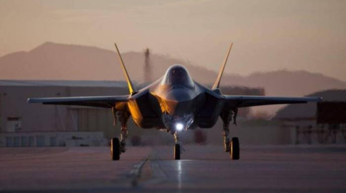 Norveçə 3 ədəd yeni F-35 təyyarəsi təhvil verilib 