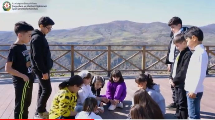 Bu uşaqlar artıq köçkün deyil!  - VİDEO