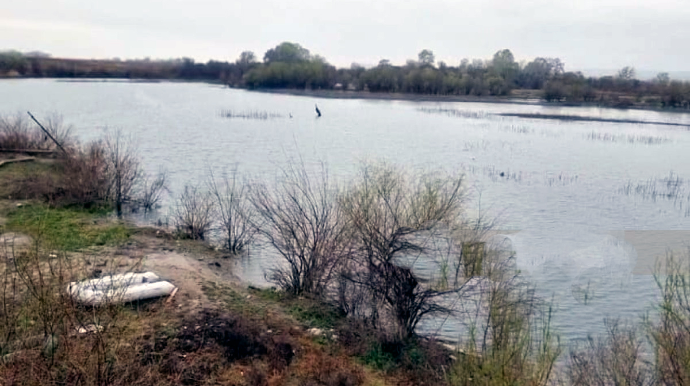 Kürün səviyyəsi qəfil qalxdı, bir ailə köməksiz qaldı 