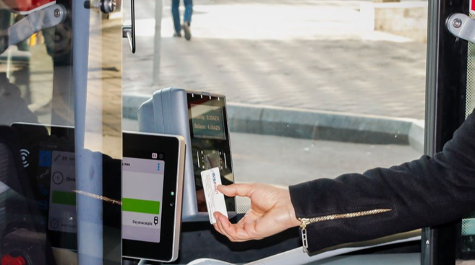 Sabahdan daha bir marşrut xəttində gediş haqqı “BakıKart”la ödəniləcək