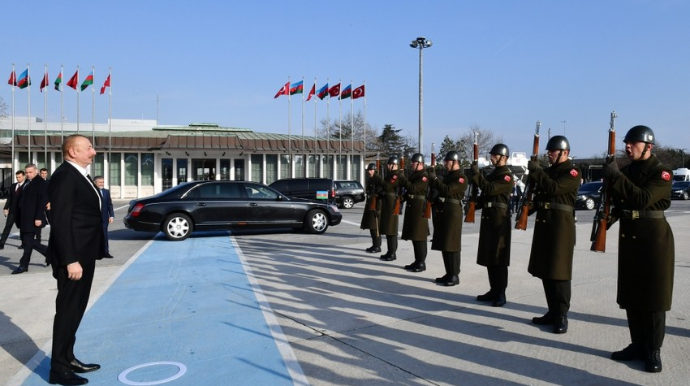 İlham Əliyevin Türkiyəyə işgüzar səfəri başa çatdı  - FOTO - YENİLƏNİB