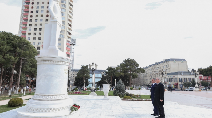 Dövlət Gömrük Komitəsinin sədri Abşeronda vətəndaşlarla görüşüb  - FOTO