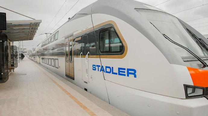 Dəmir yolu ilə sərnişin daşınmaları kəskin artıb 