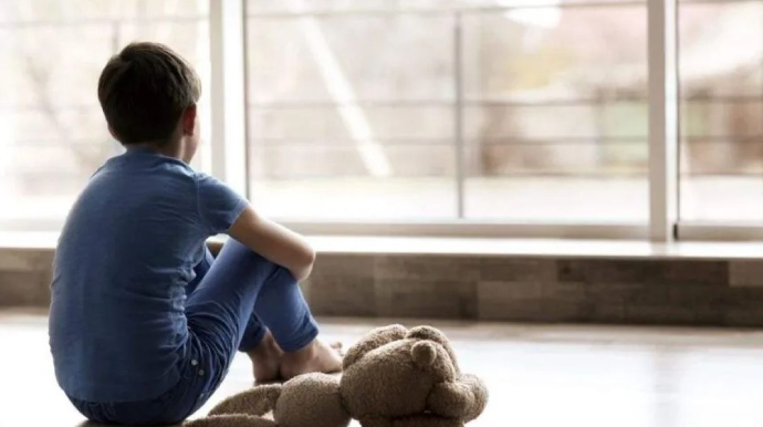 Hamının dilinin əzbəri olan “uşaqlıq travması” əslində nədir? - Psixoloq AÇIQLADI 