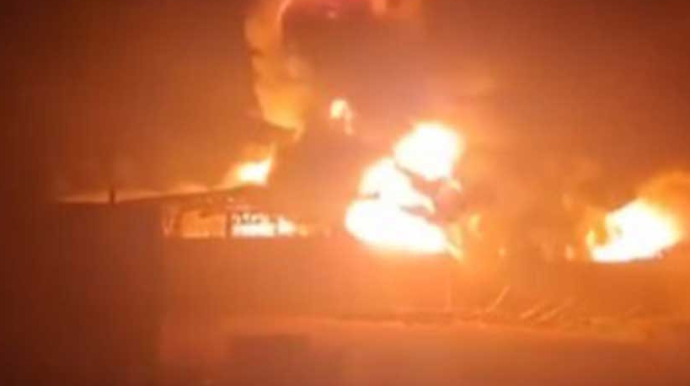 Kimya zavodunda partlayış baş verib, yanğın olub - VİDEO 