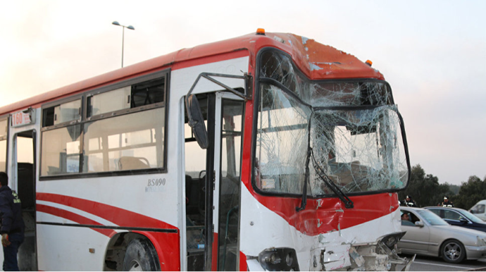 Bakıda iki sərnişin avtobusu toqquşdu 