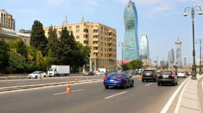 Bakıda "ölüm yolu" təmirə bağlanılır - SÜRÜCÜLƏRİN DİQQƏTİNƏ   - FOTO