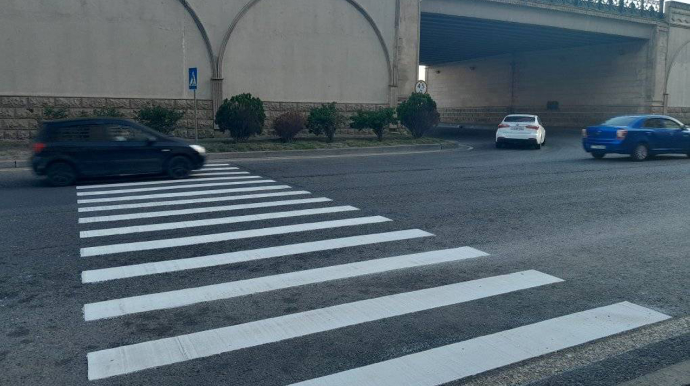 "Buradan keçməyin 2 variantı var, ya iplə divara dırmaşmalısan, ya da...” - FOTO  