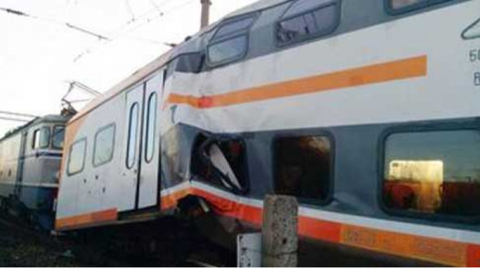 İki qatarın toqquşması nəticəsində 28 nəfər xəsarət alıb 