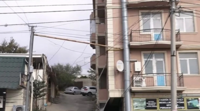 Masazırda TİKİNTİ QANUNSUZLUĞU: "Binaların nə qarajı, nə də həyəti var" - VİDEO